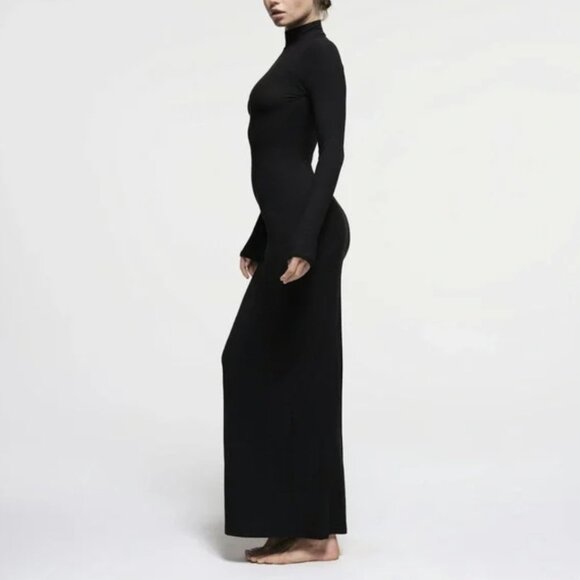 SKIMS Soft Lounge Ribbed Long Sleeve Dress | Size Medium | Onyx (Black) - Picture 2 of 9